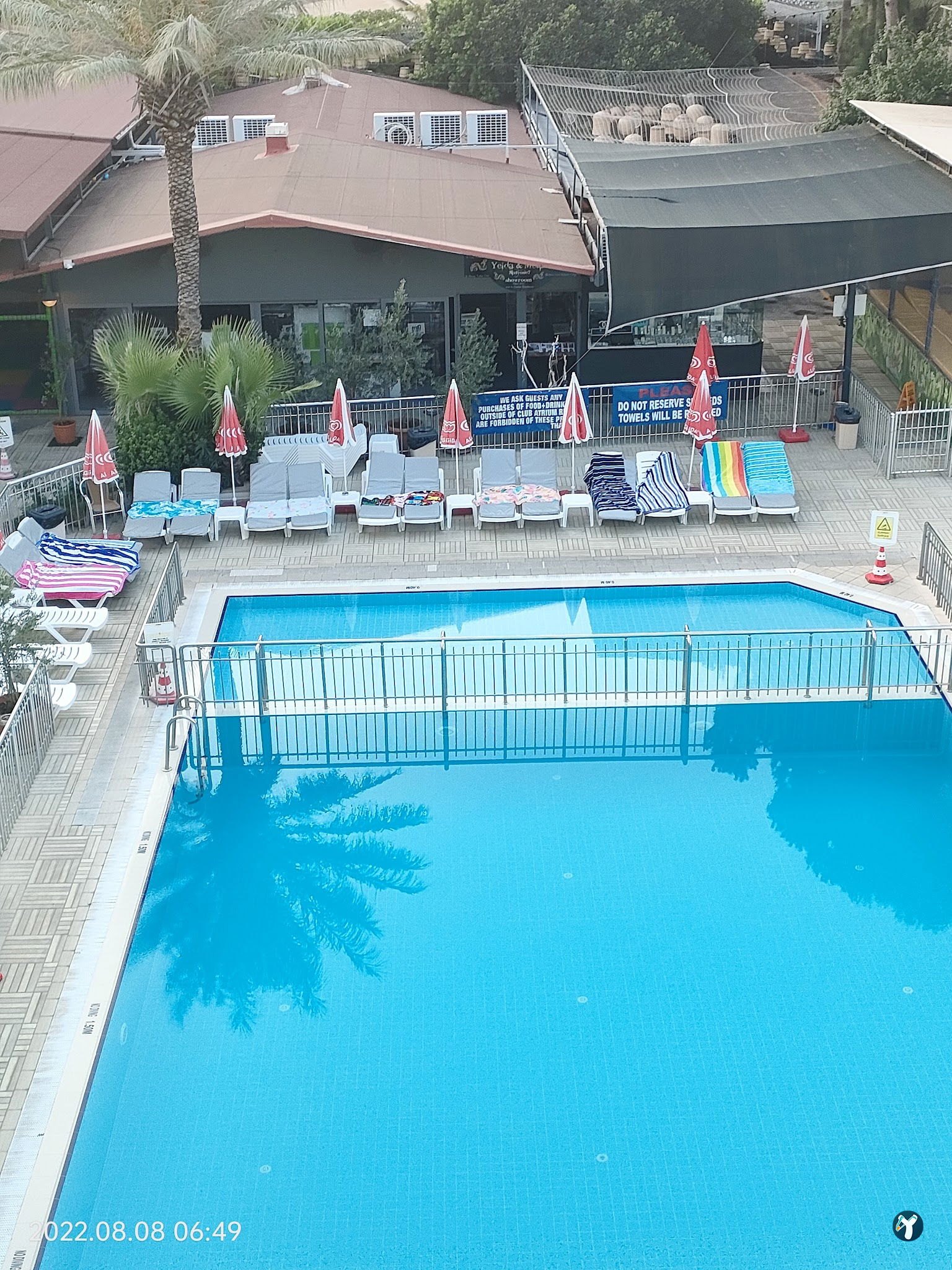Club Atrium