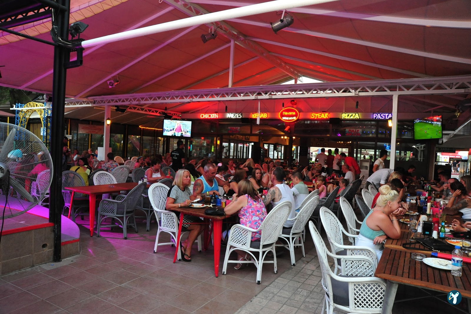 Club Atrium