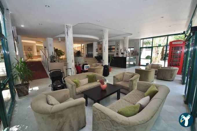 Club Atrium