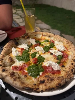 Unica ekşimaya pizza resimleri