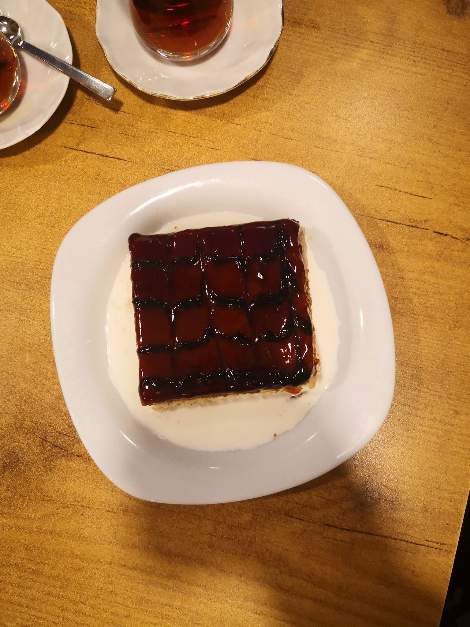 Bi̇li̇r Pastry Shop