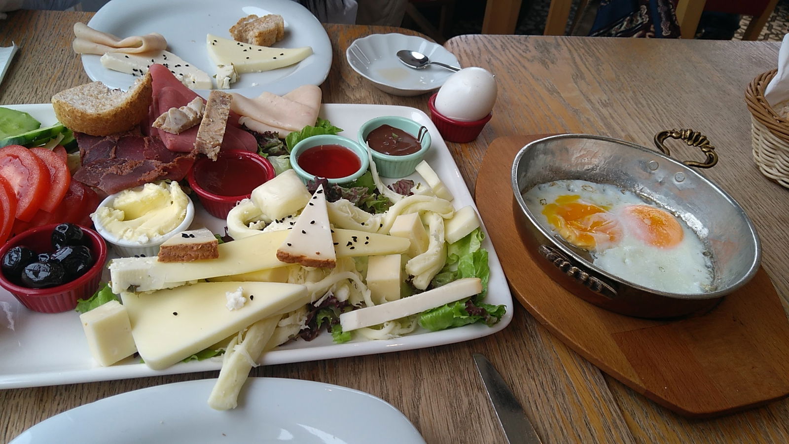 Bi̇li̇r Pastry Shop