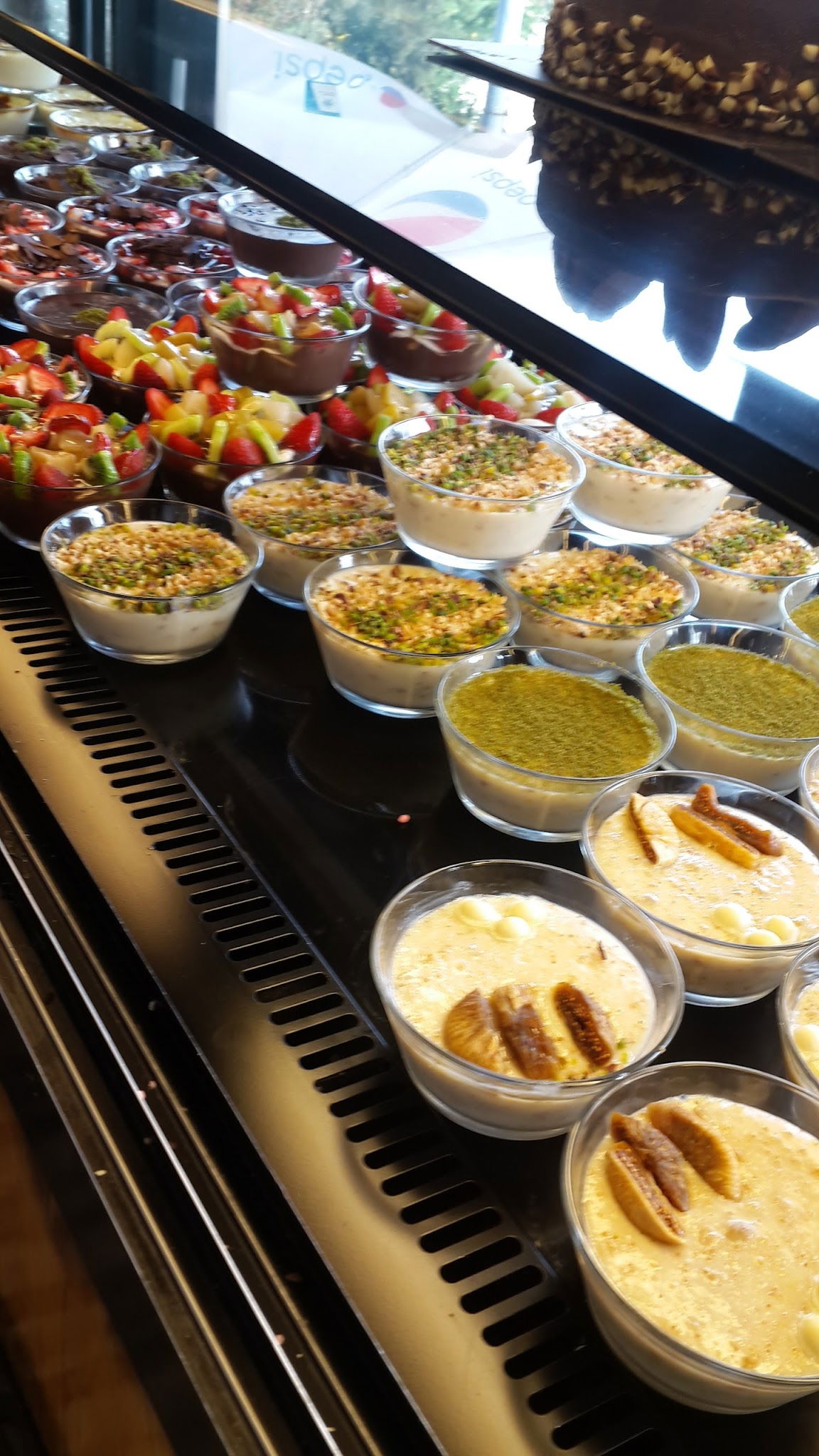 Bi̇li̇r Pastry Shop