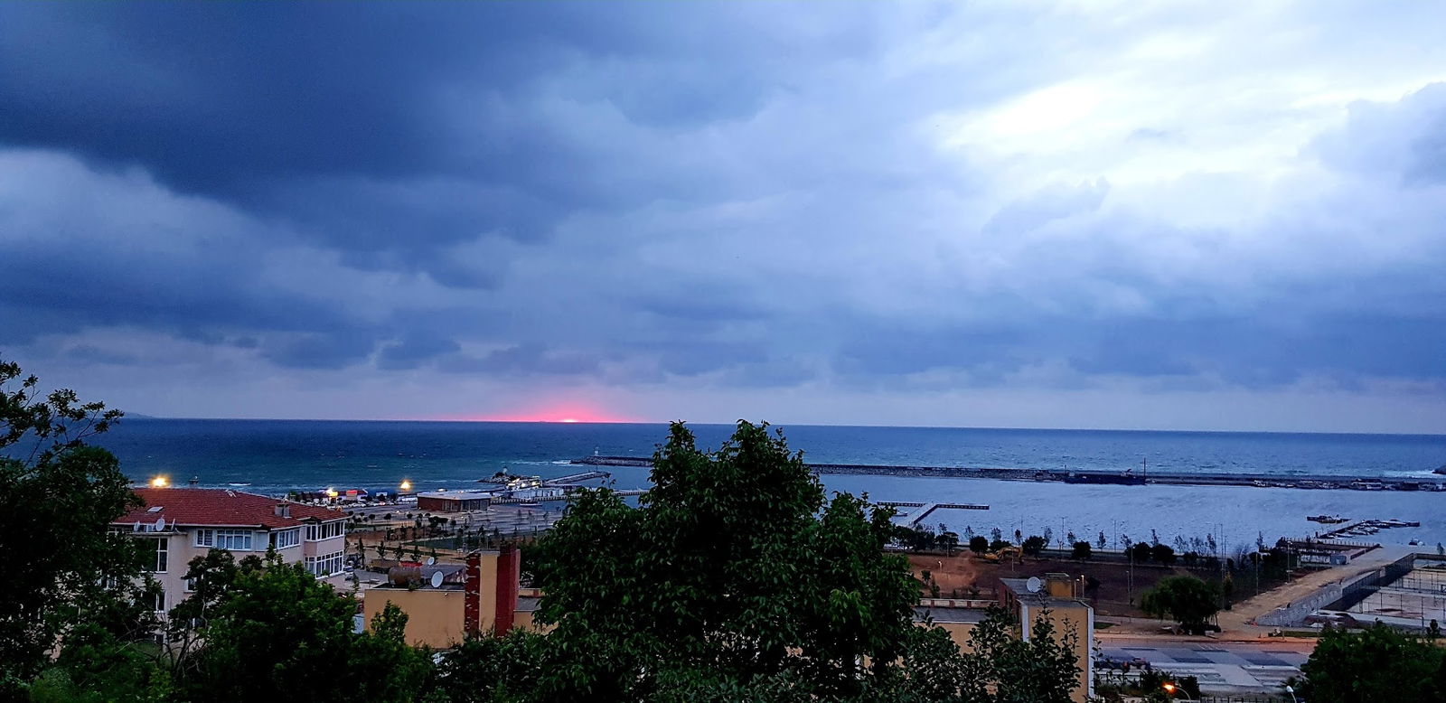 Bi̇li̇r Pastry Shop