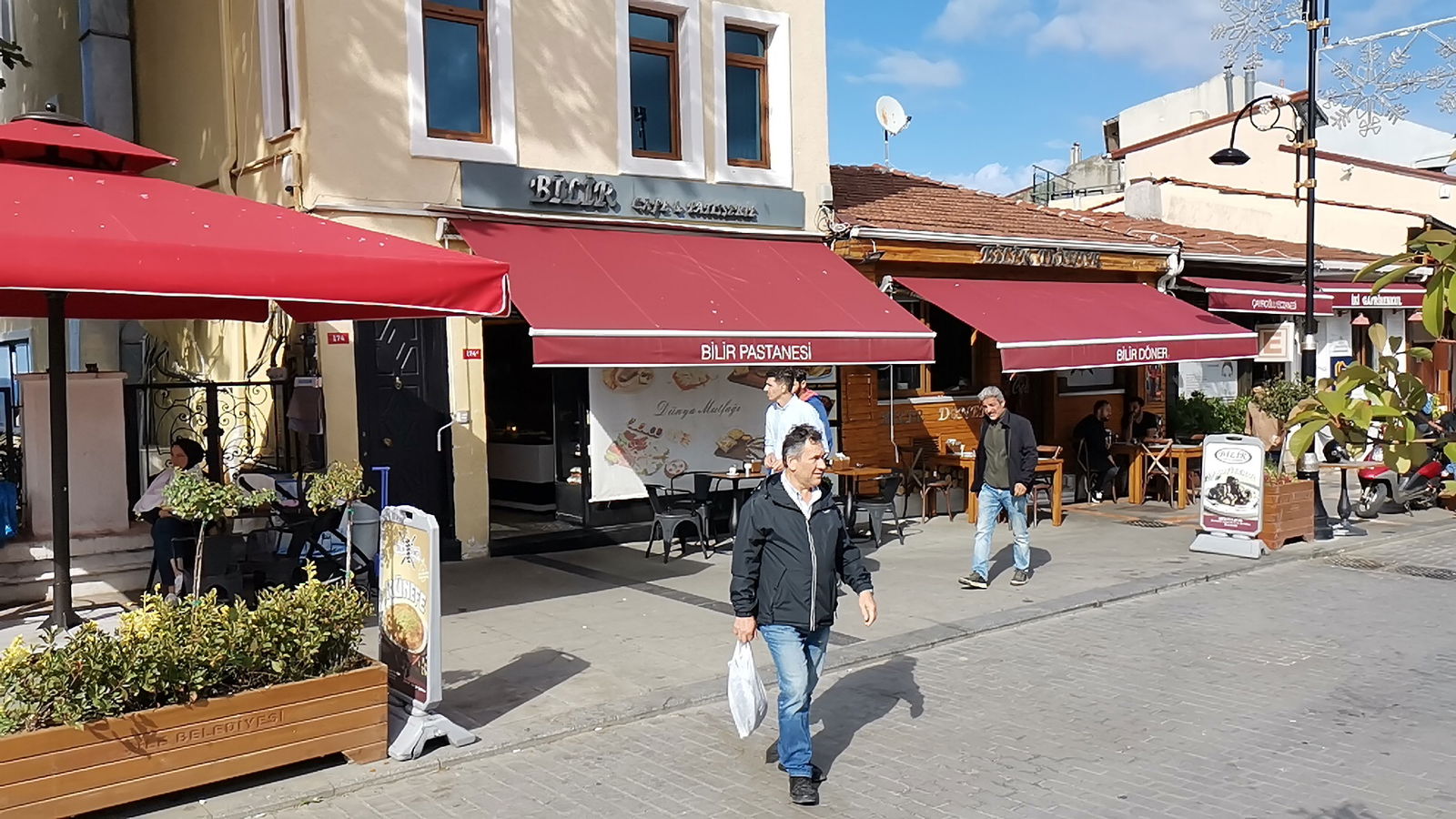 Bi̇li̇r Pastry Shop