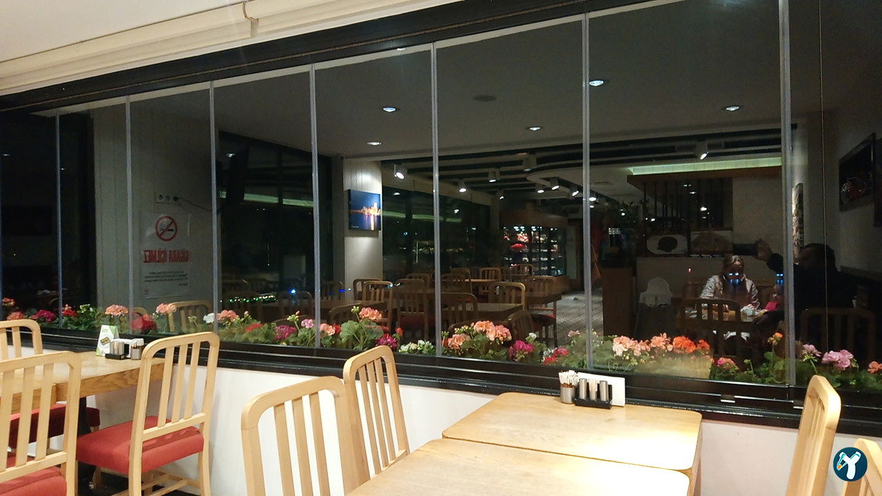 Bi̇li̇r Pastry Shop