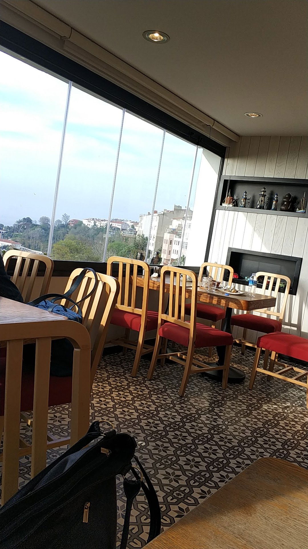 Bi̇li̇r Pastry Shop