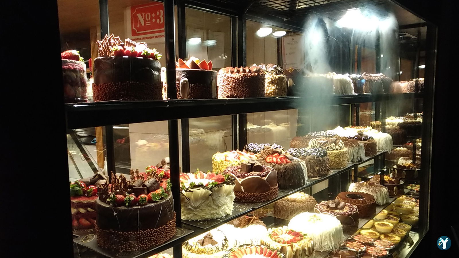 Bi̇li̇r Pastry Shop