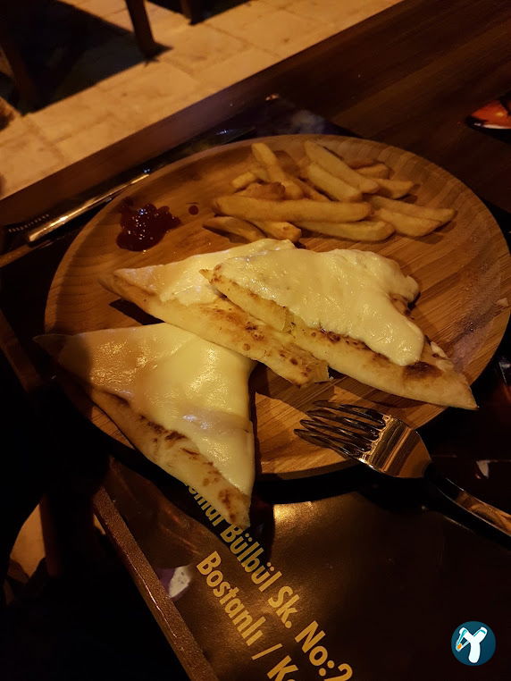 Cordon Cafe bar