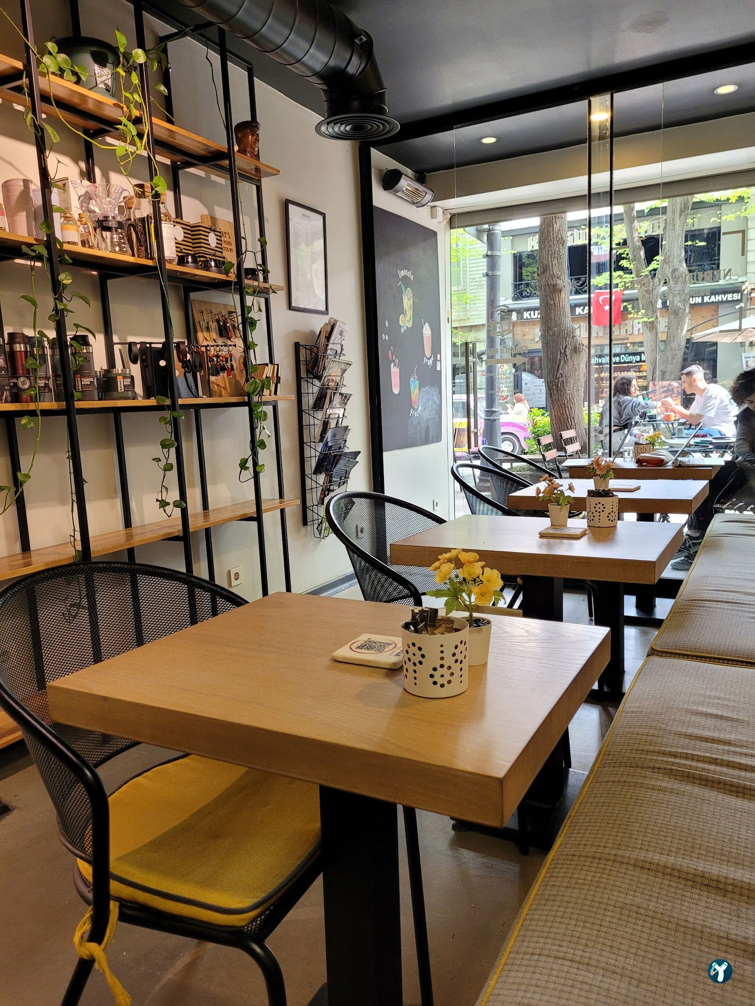 Neruda Coffee