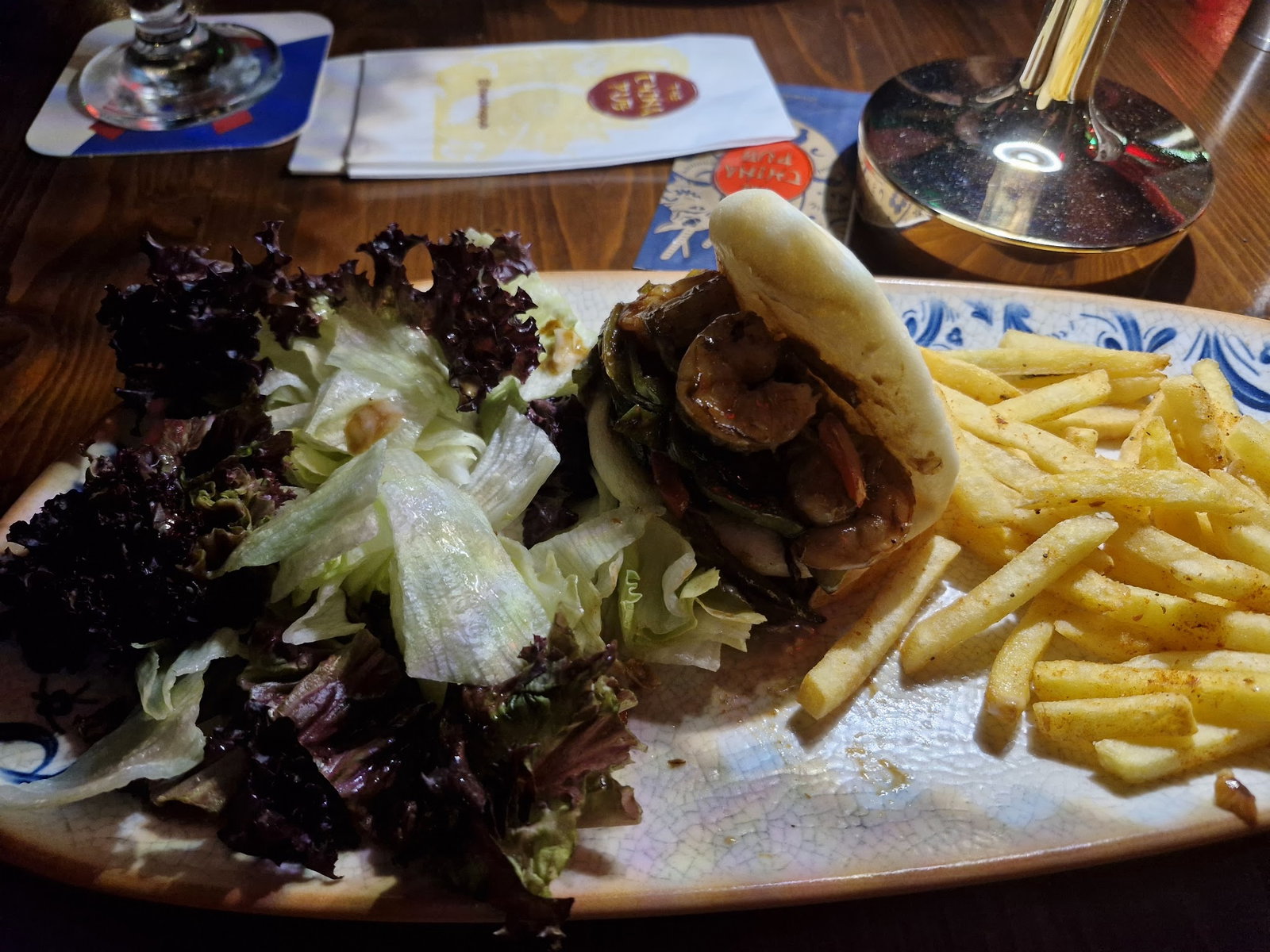 The China Pub Mavibahçe