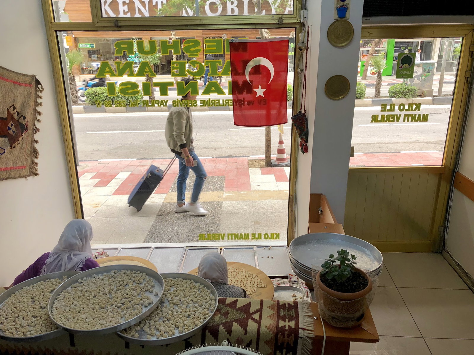 Hatçe Ana Mantı Salonu