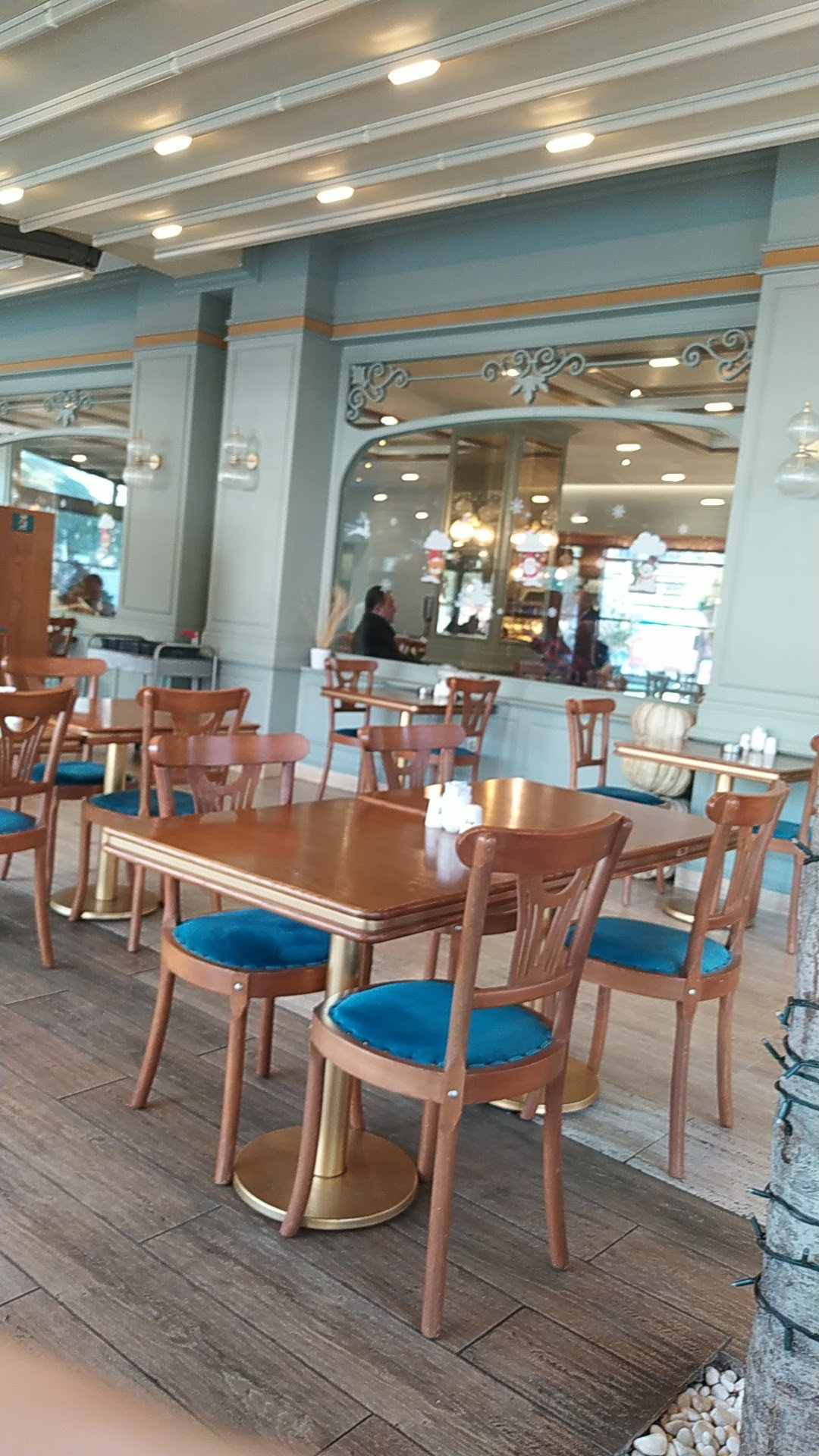 Kadıköy Saray Muhallebicileri Ataşehir