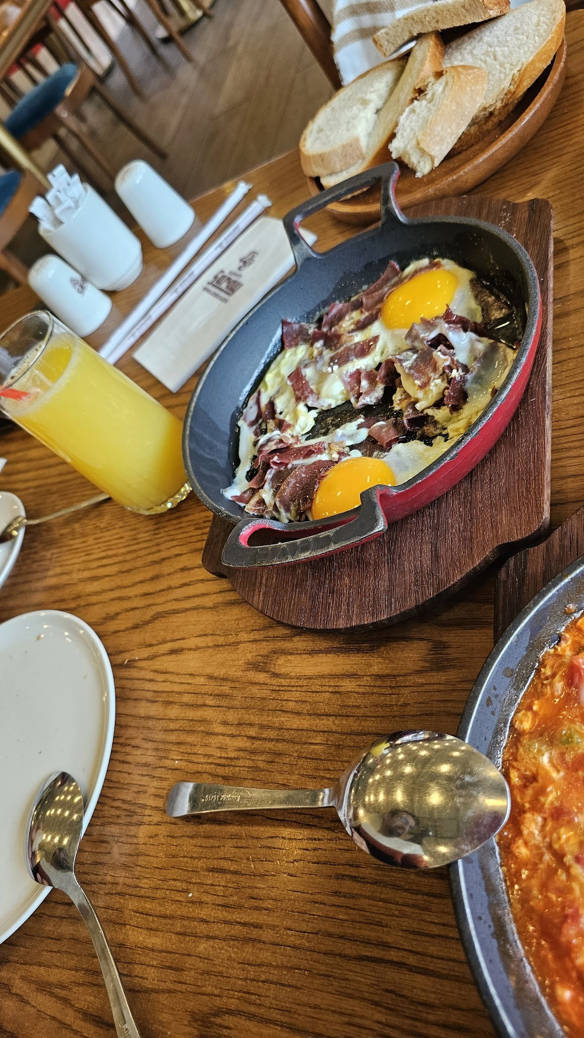 Kadıköy Saray Muhallebicileri Ataşehir