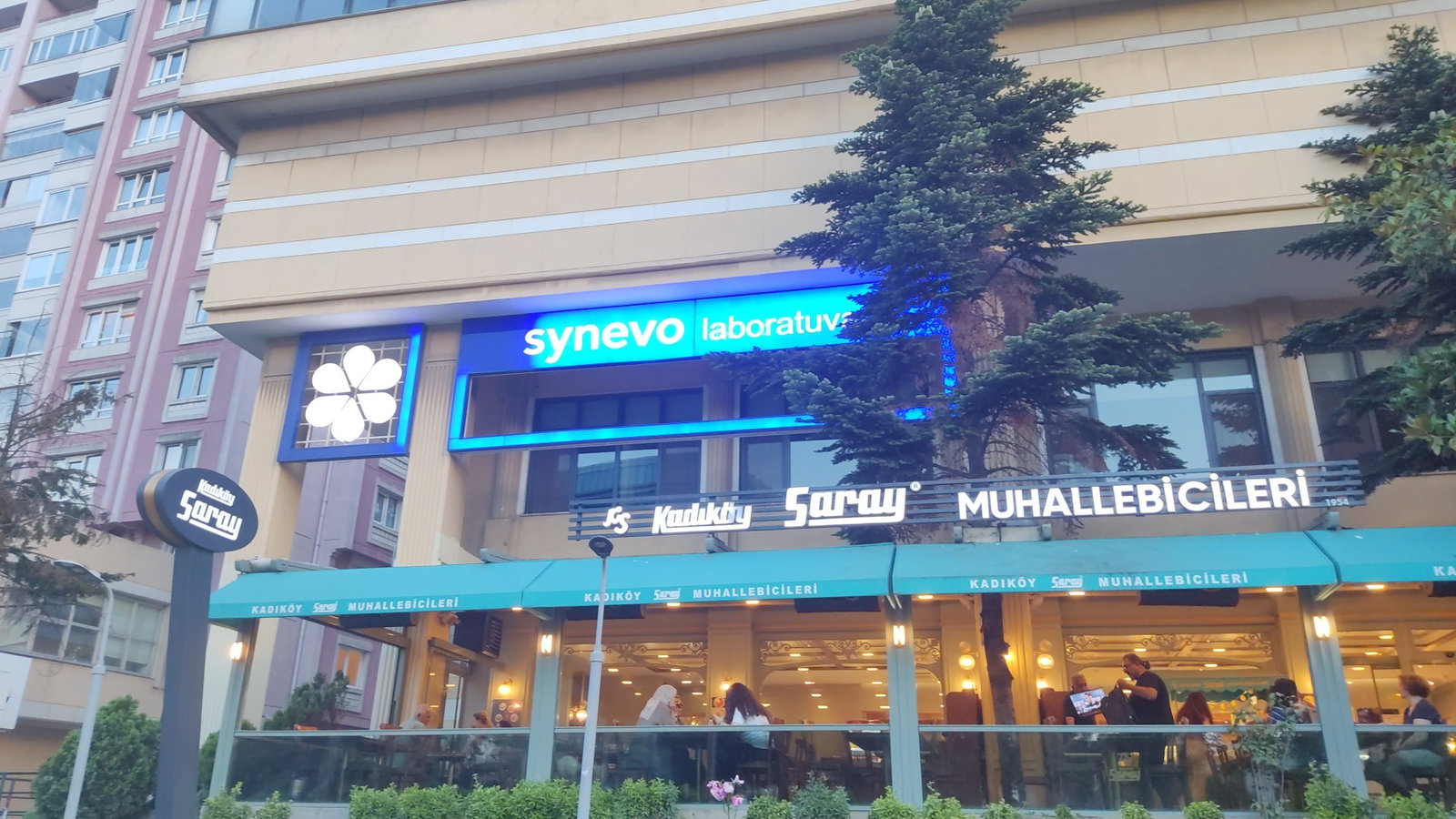 Kadıköy Saray Muhallebicileri Ataşehir