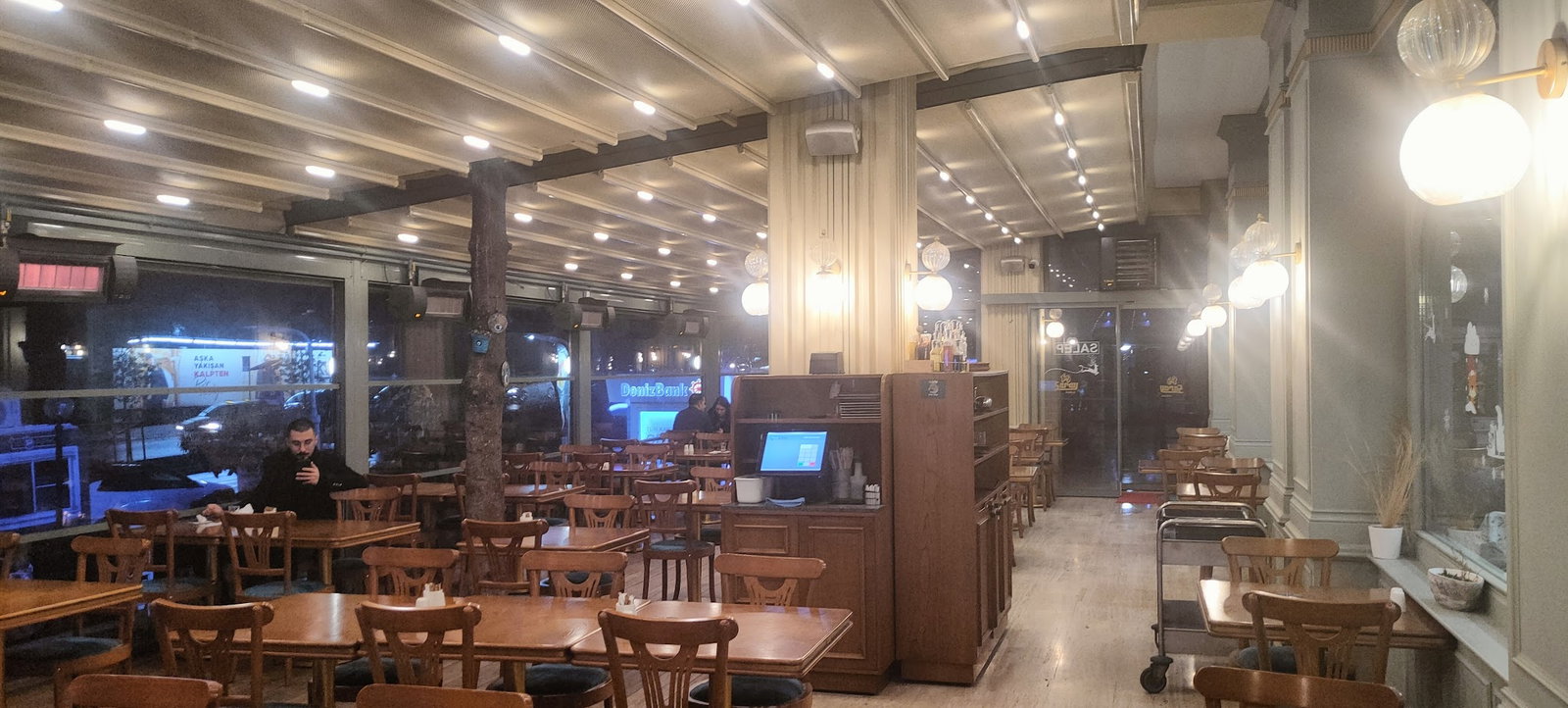 Kadıköy Saray Muhallebicileri Ataşehir