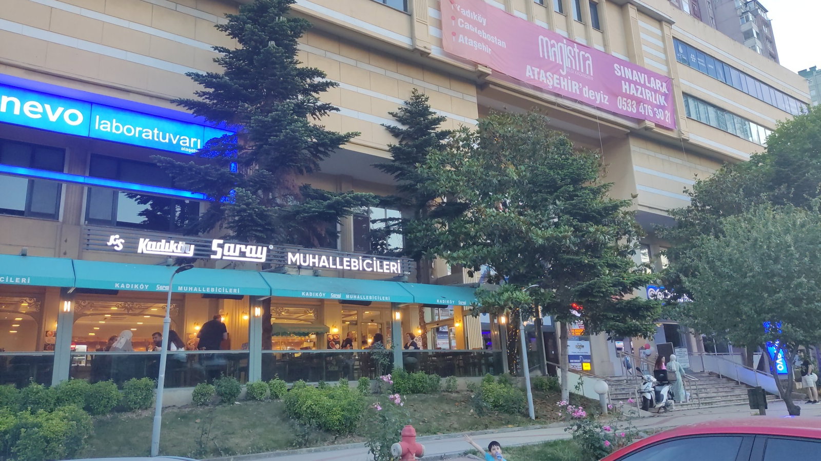 Kadıköy Saray Muhallebicileri Ataşehir