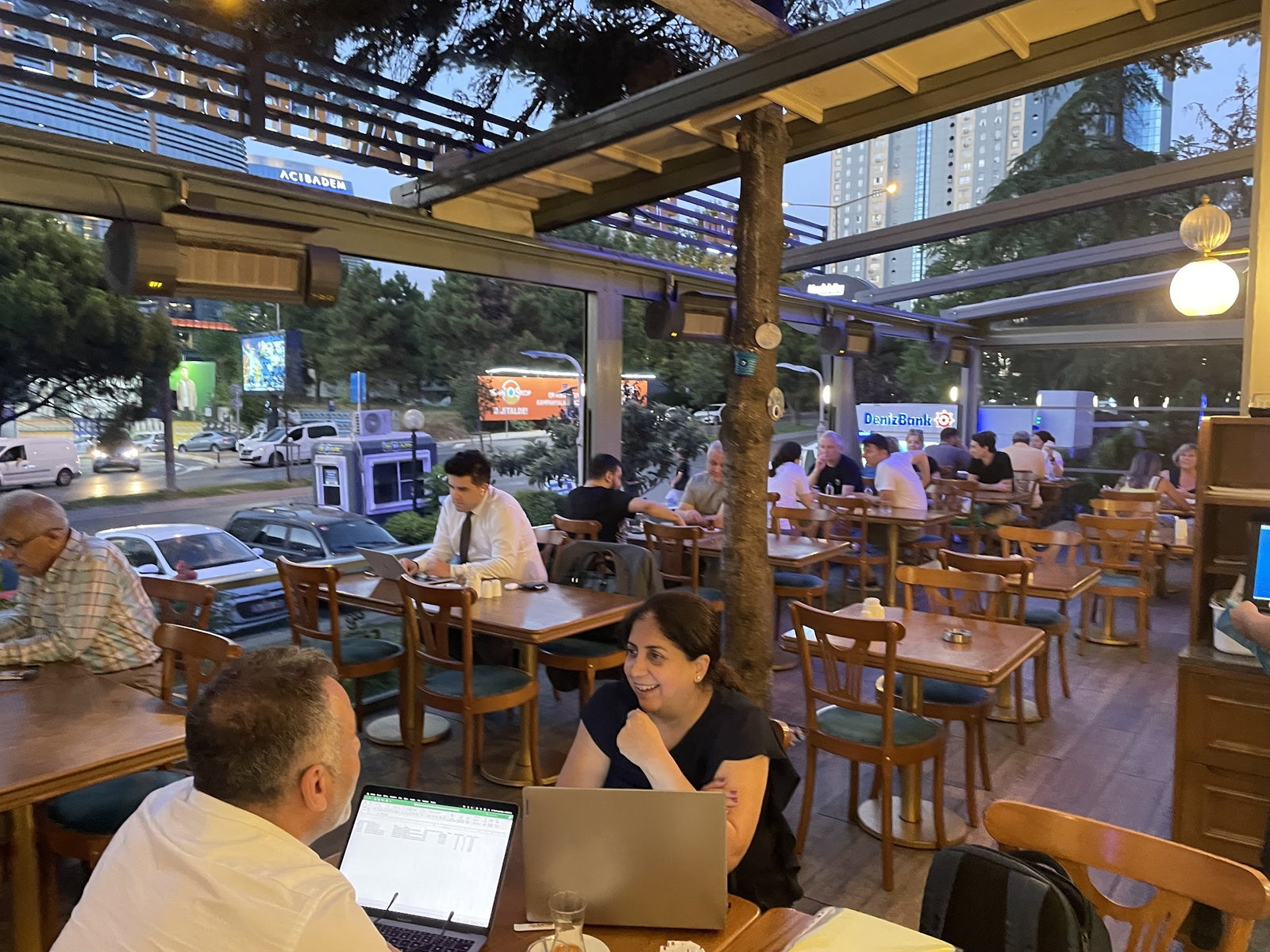 Kadıköy Saray Muhallebicileri Ataşehir