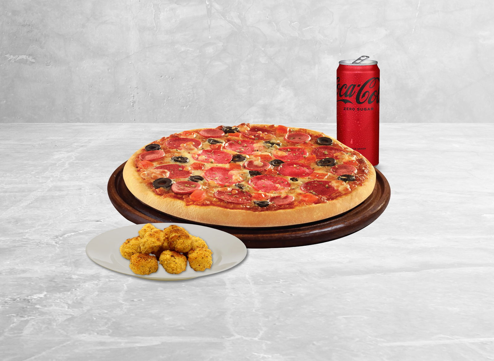 Coca-Cola Fırsatı (Orta Boy Pizza)