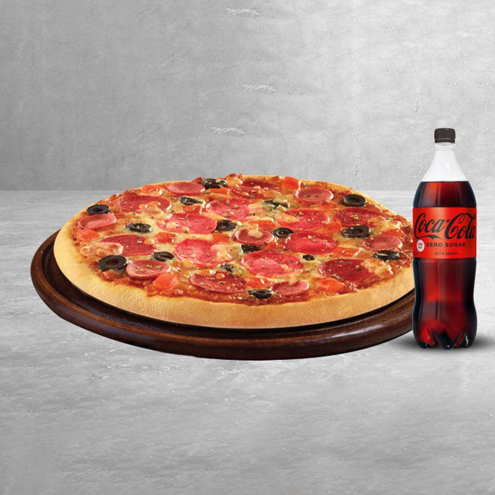 Coca-Cola Fırsatı (Büyük Boy Bol Malzemos)