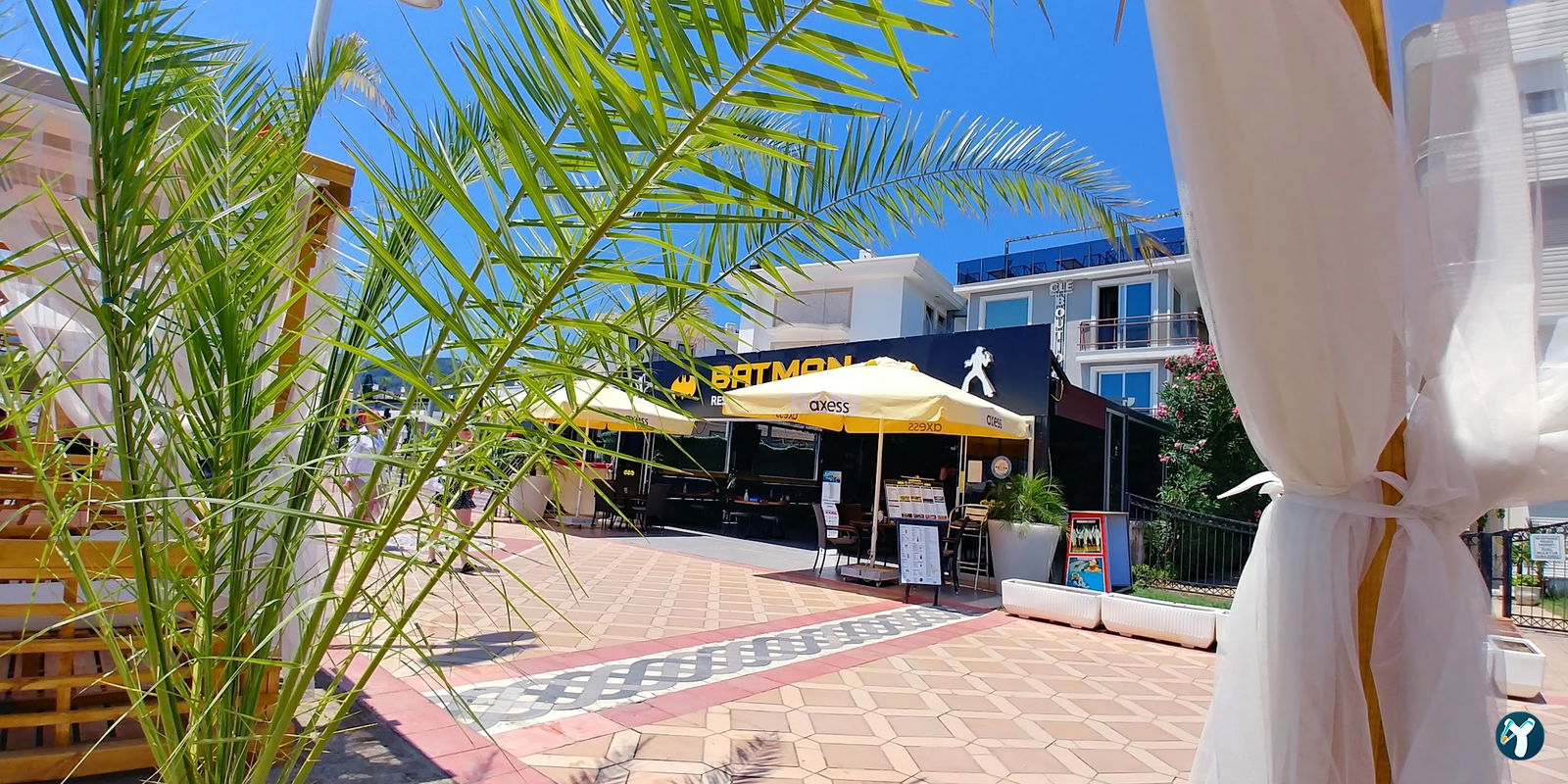 Batman Restaurant & Dance Bar