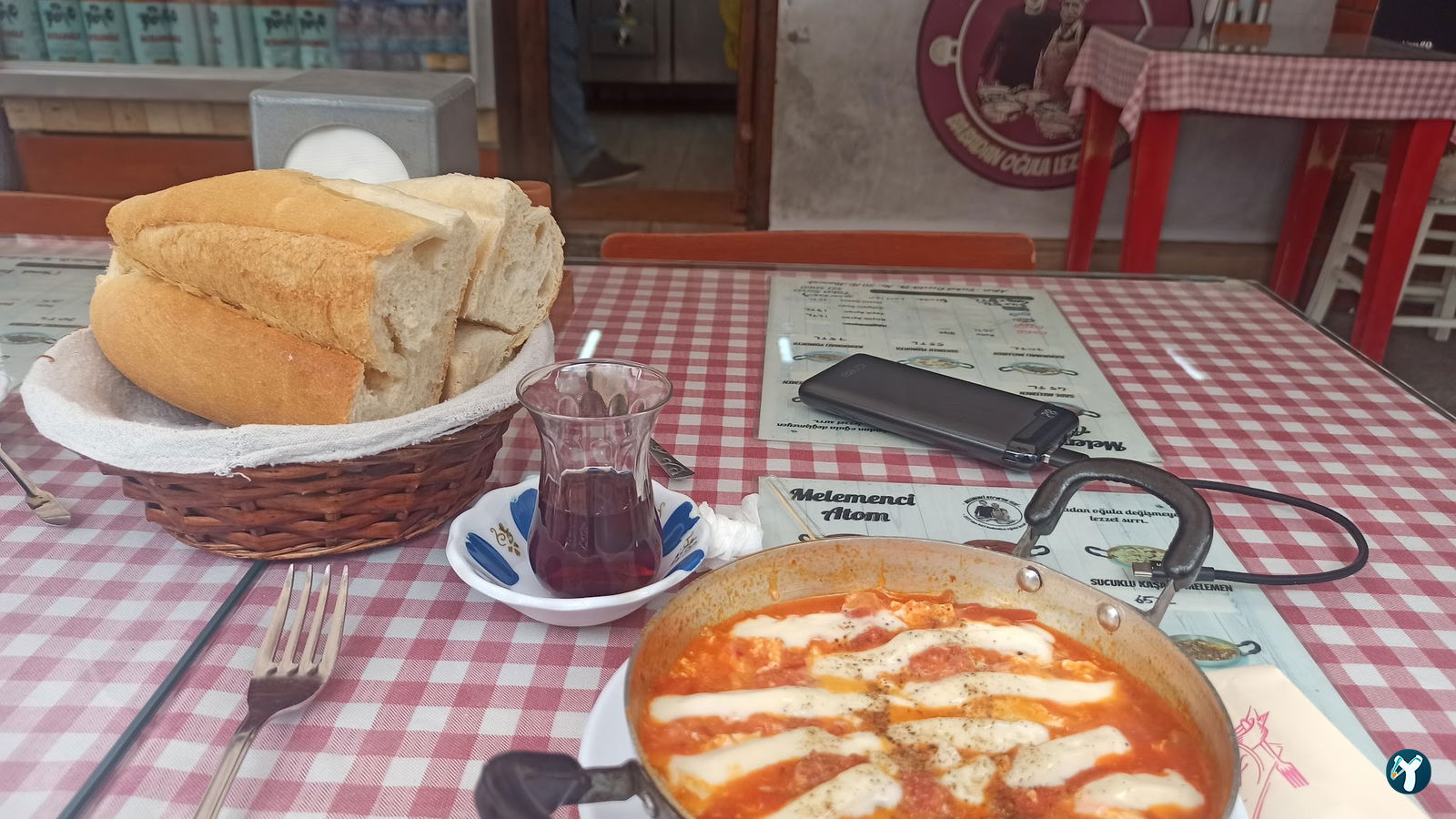 Melemenci Atom' Un Yeri