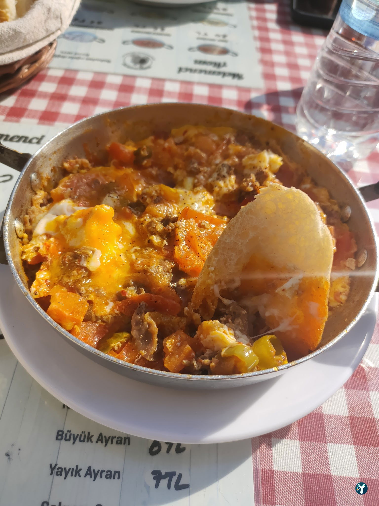 Melemenci Atom' Un Yeri