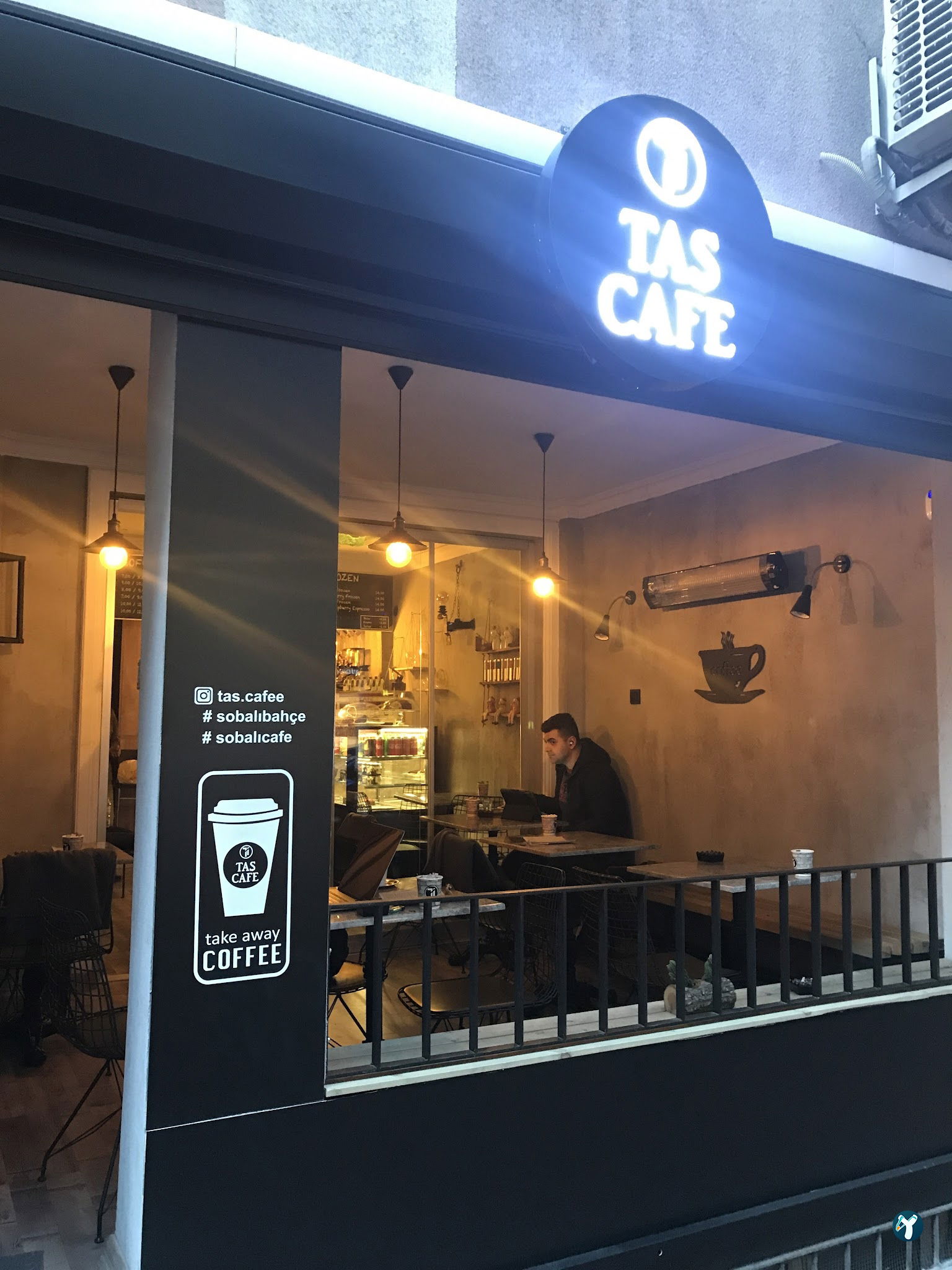Taş Cafe