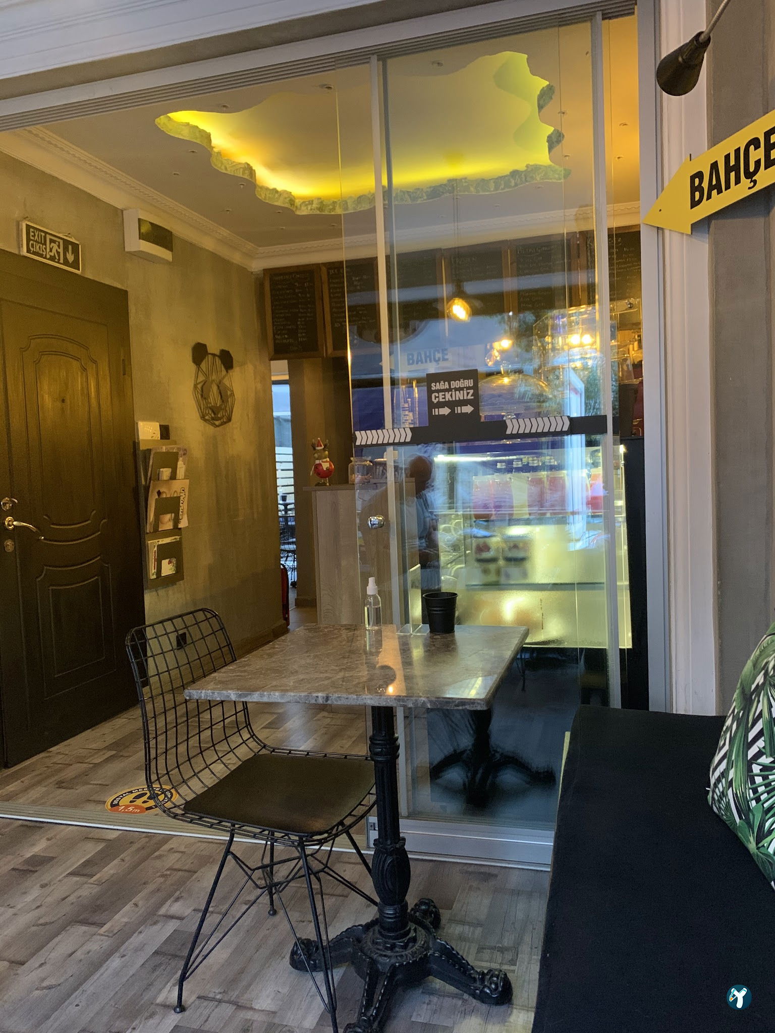 Taş Cafe