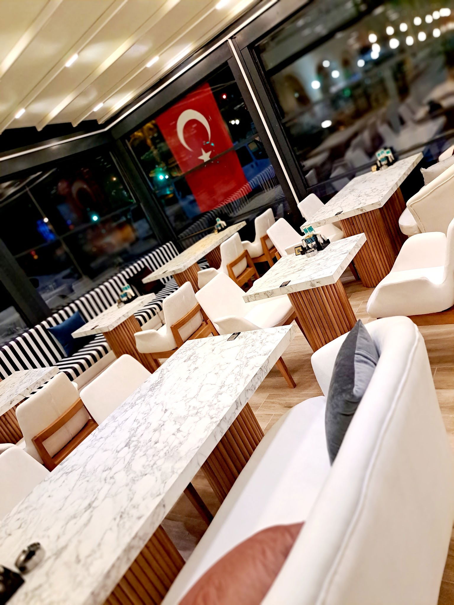 1453 Osmanlı Cafe & Restaurant