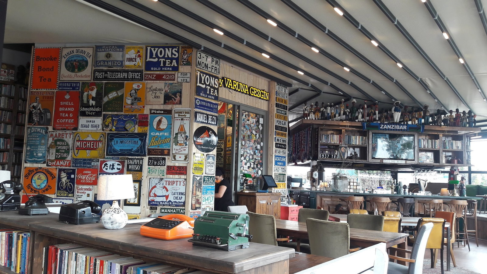 Varuna Gezgin Cafe - Eskişehir - Cassaba