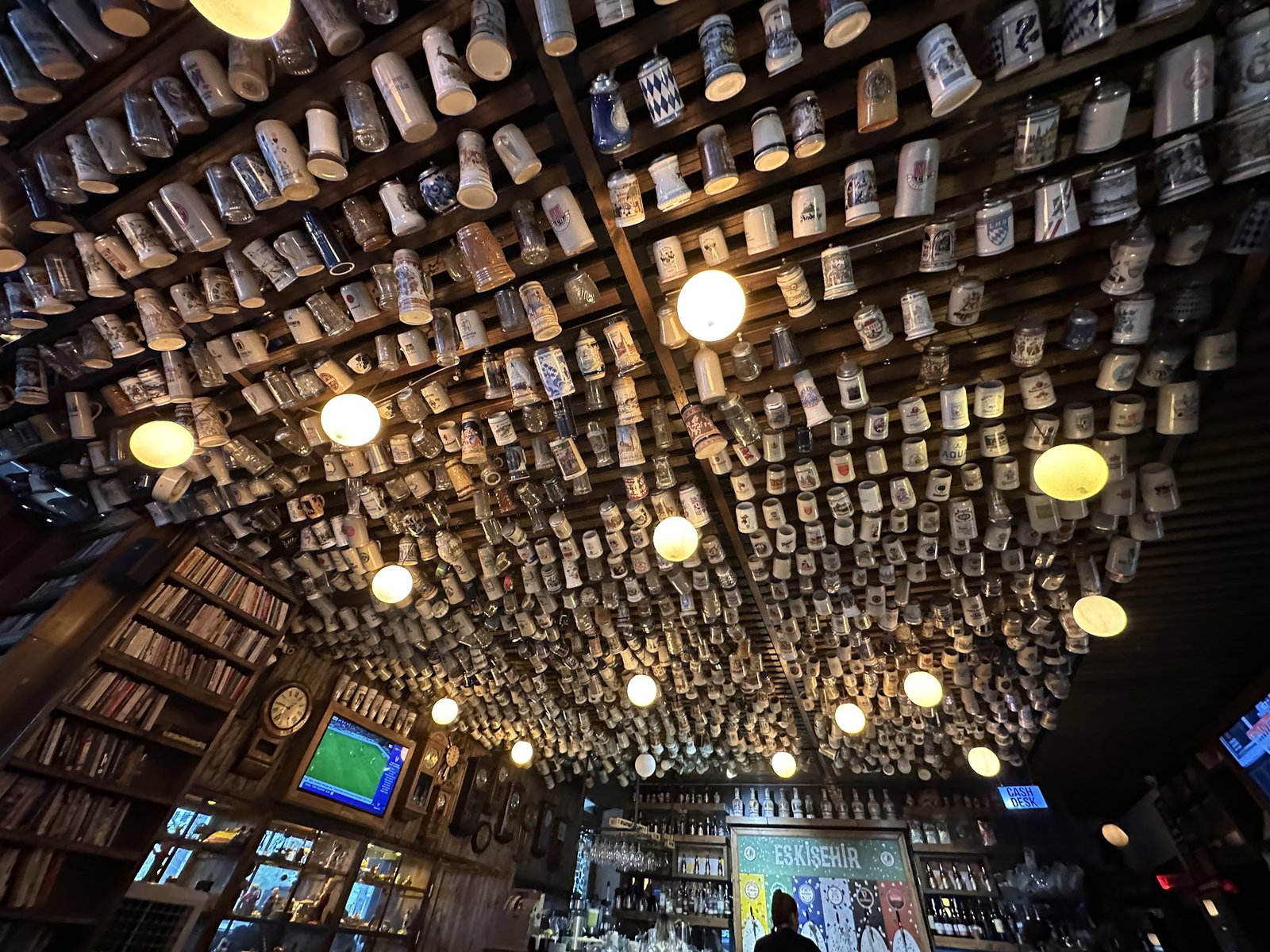 Varuna Gezgin Cafe - Eskişehir - Cassaba