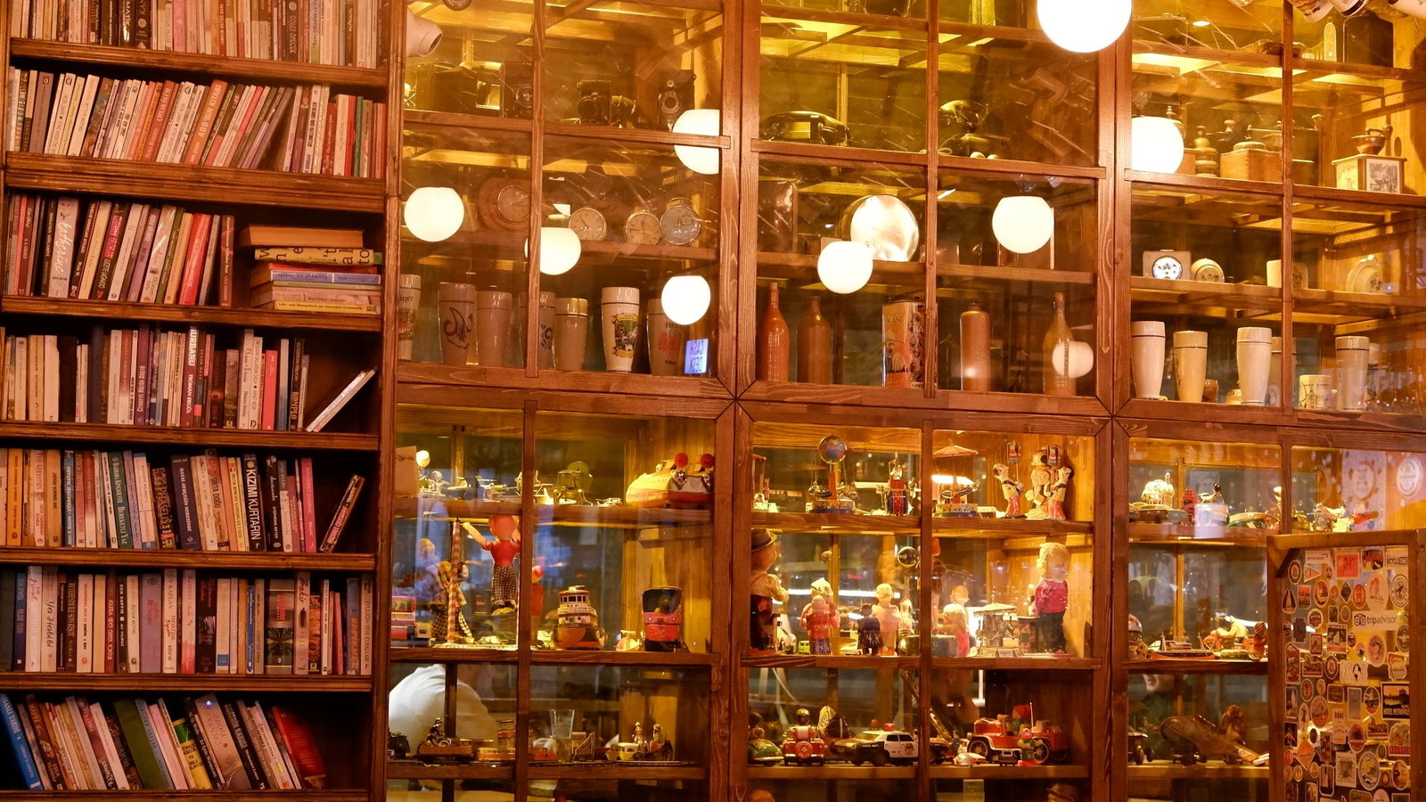 Varuna Gezgin Cafe - Eskişehir - Cassaba