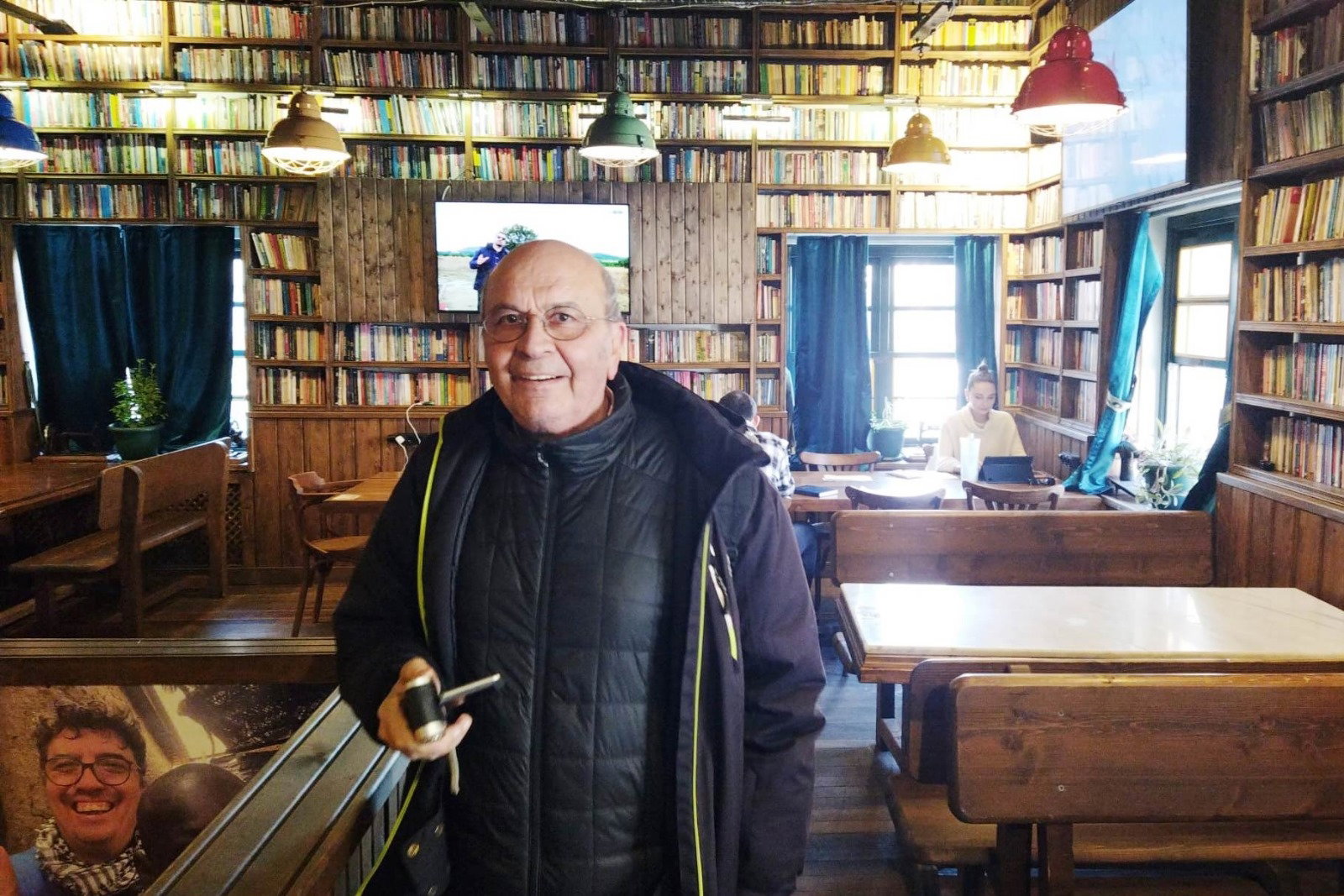 Varuna Gezgin Cafe - Eskişehir - Cassaba