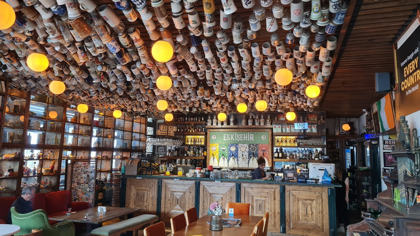 Varuna Gezgin Cafe - Eskişehir - Cassaba