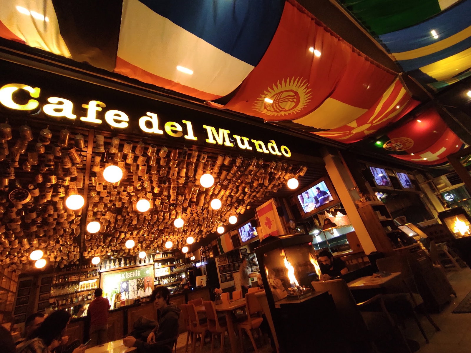 Varuna Gezgin Cafe - Eskişehir - Cassaba