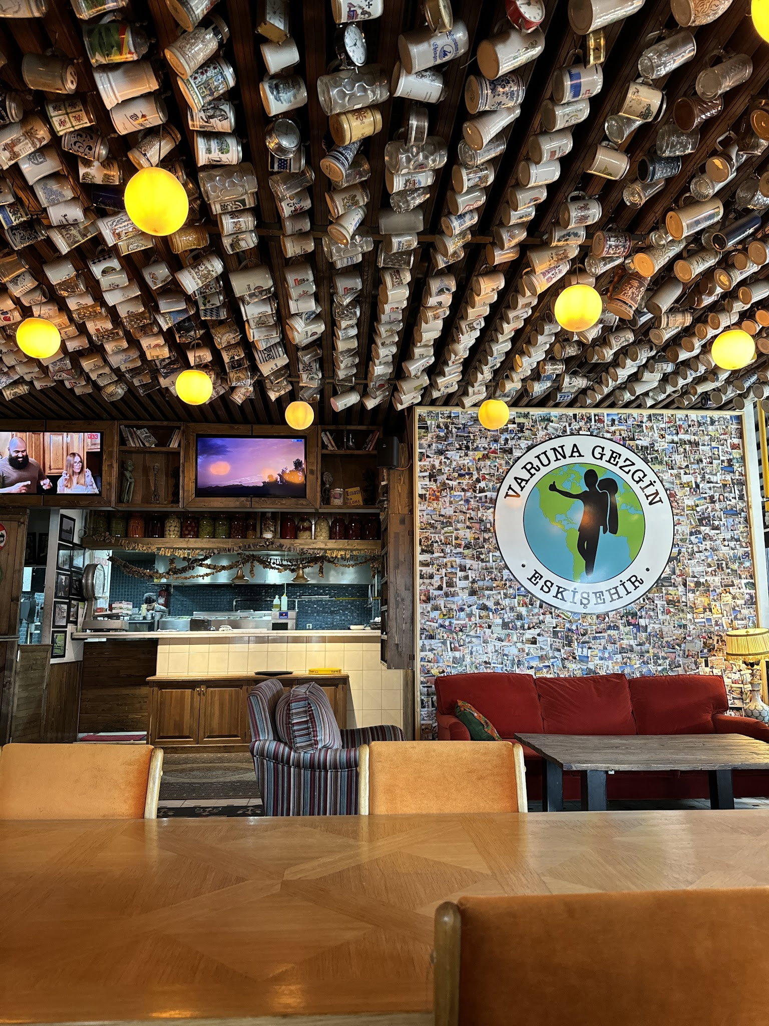 Varuna Gezgin Cafe - Eskişehir - Cassaba