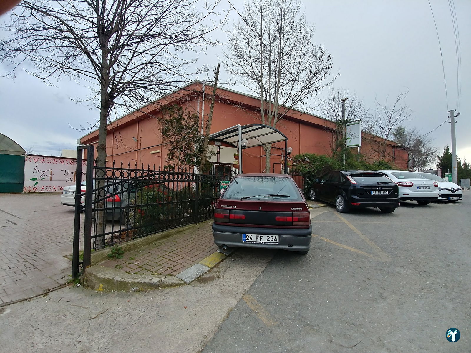 Tarçın Bistro Cafe