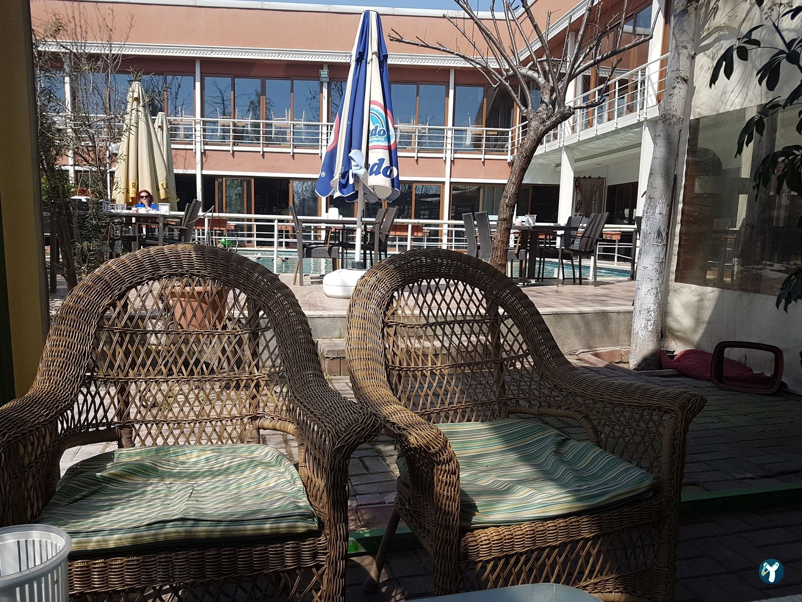 Tarçın Bistro Cafe