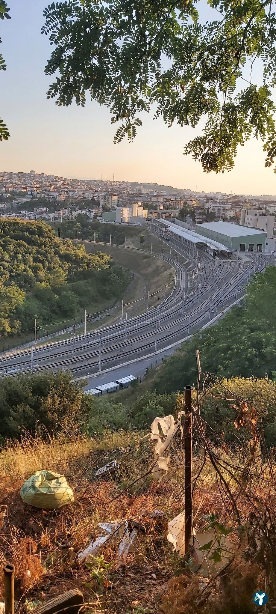Tarçın Bistro Cafe