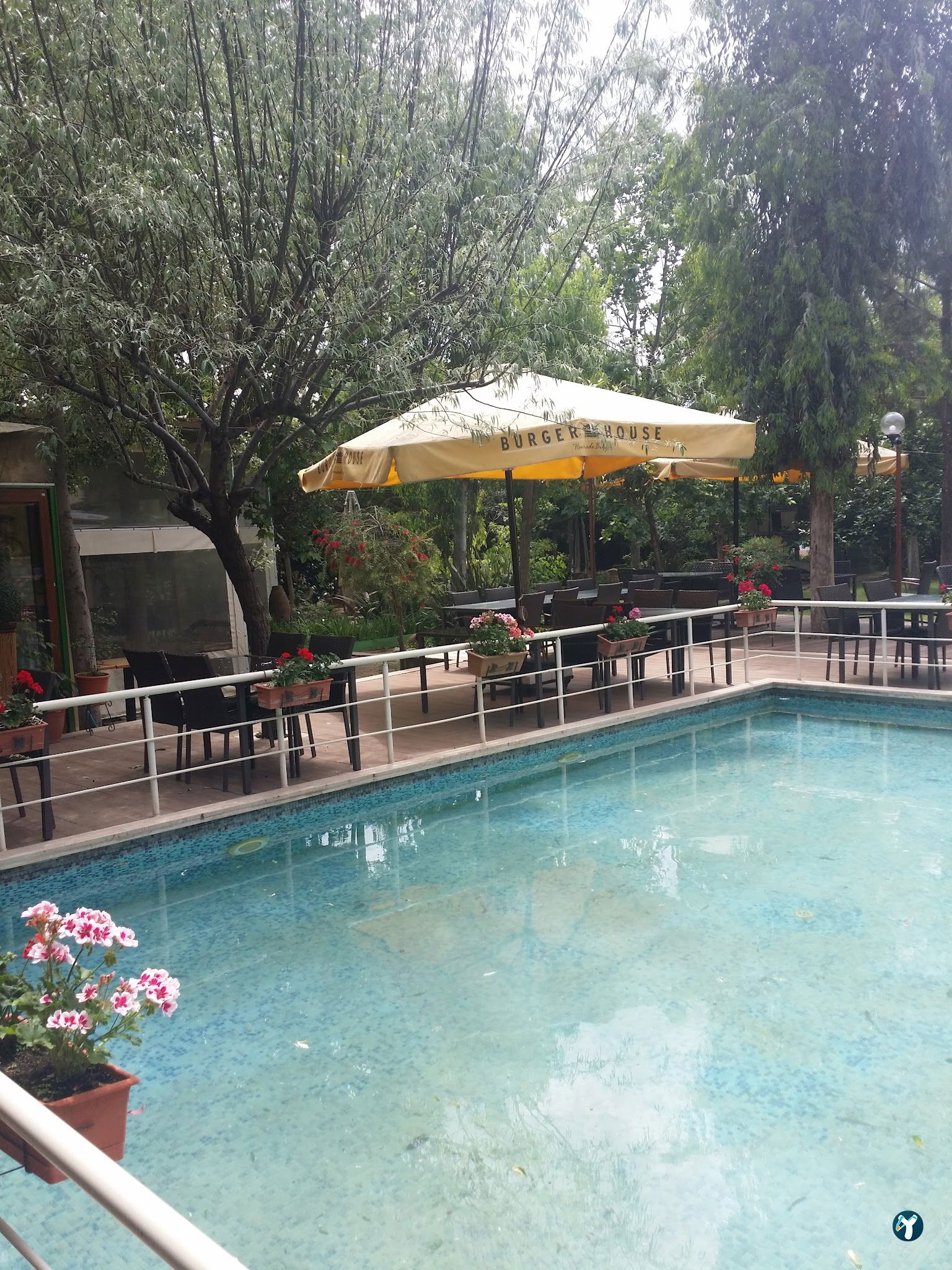 Tarçın Bistro Cafe