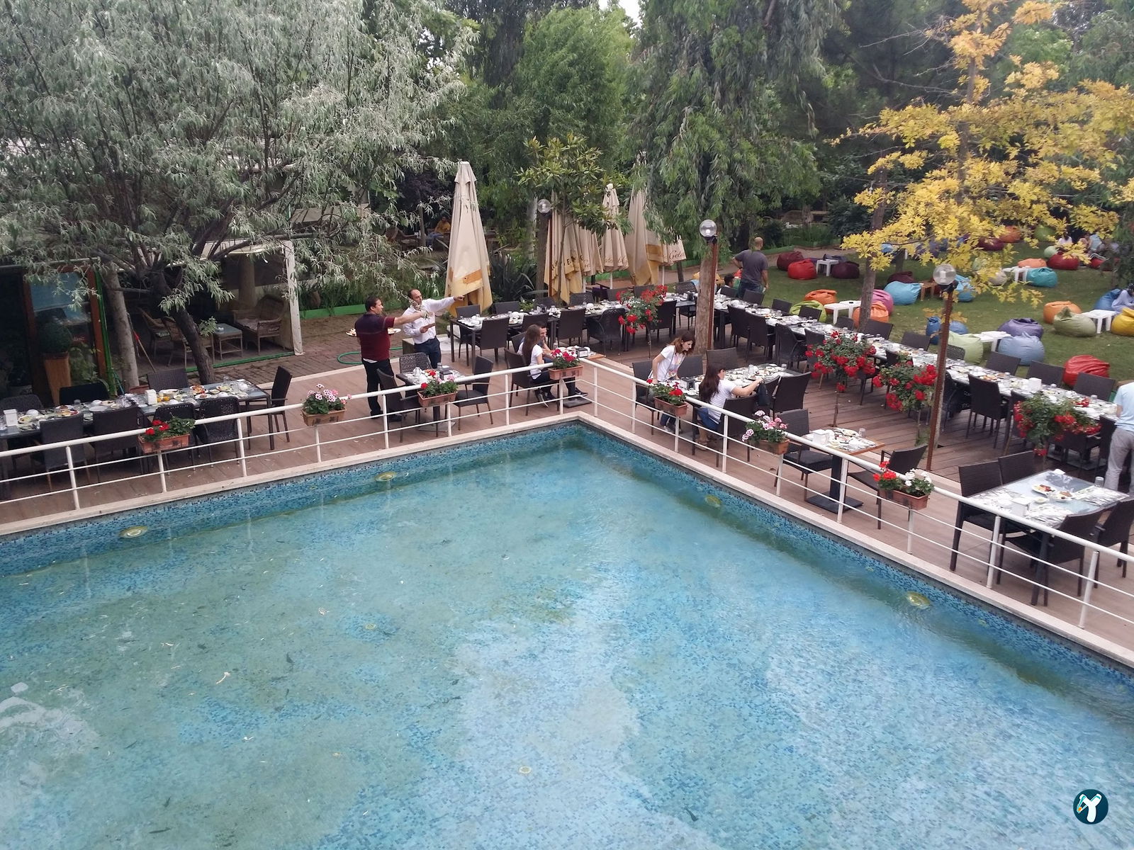 Tarçın Bistro Cafe