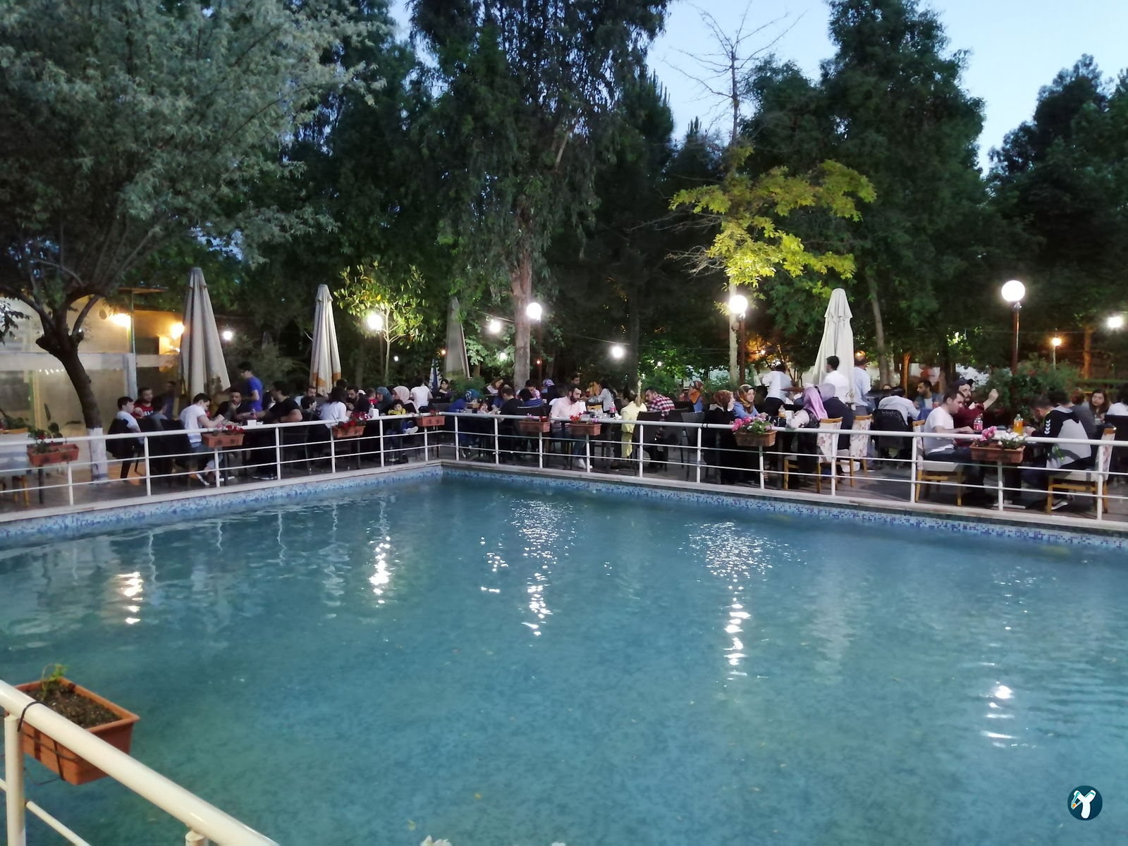 Tarçın Bistro Cafe