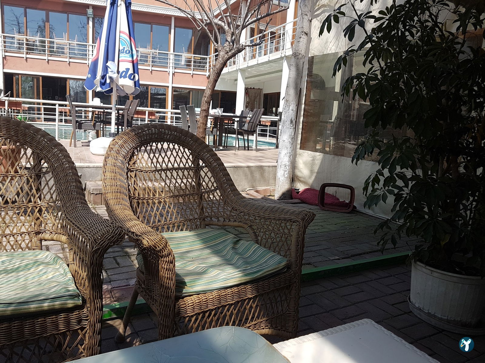 Tarçın Bistro Cafe