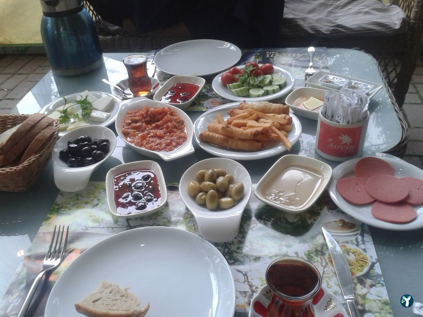 Tarçın Bistro Cafe