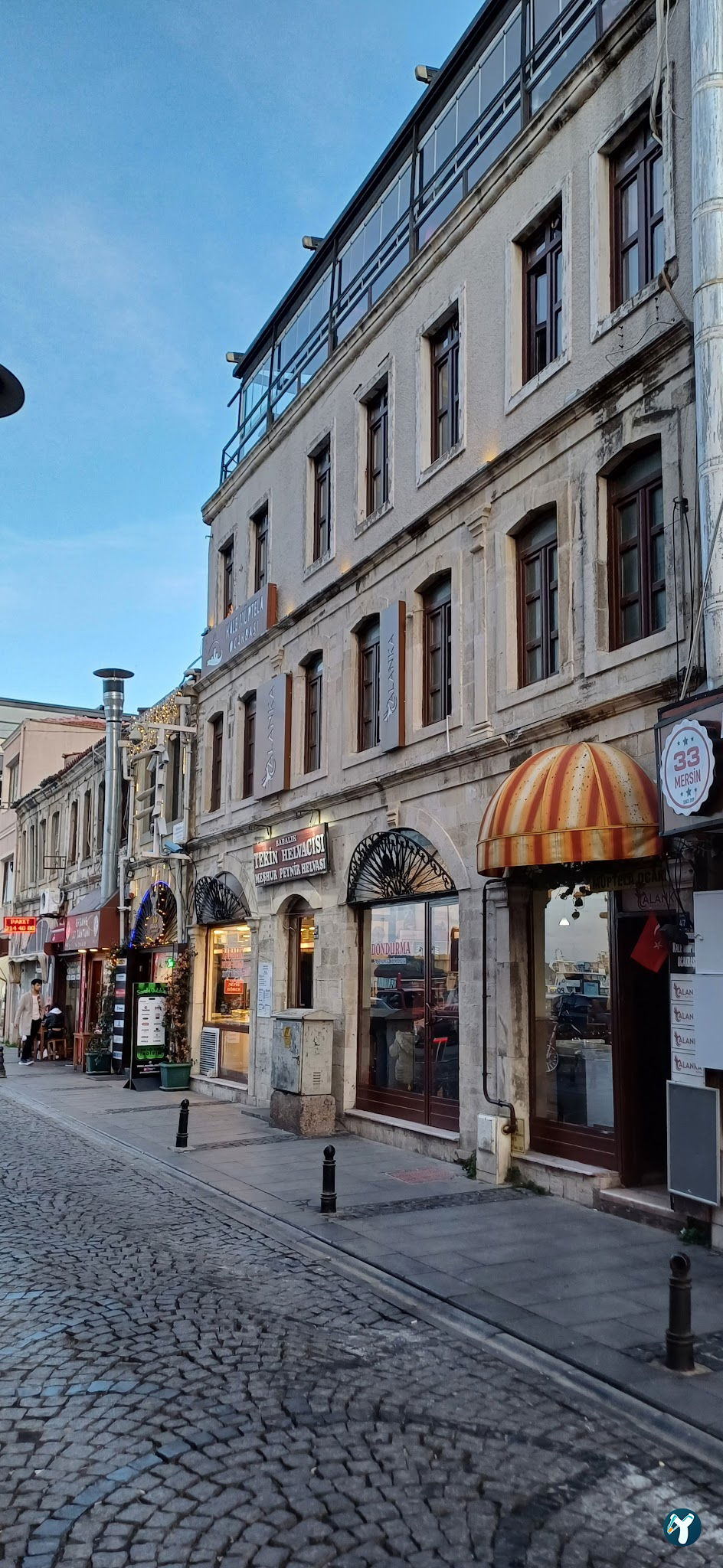 Babalik Teki̇n Peyni̇r Helvacisi
