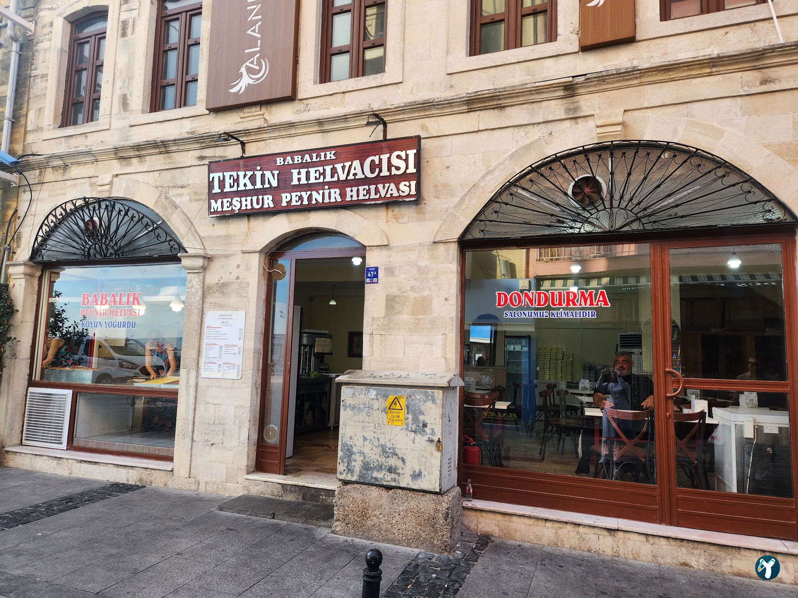 Babalik Teki̇n Peyni̇r Helvacisi