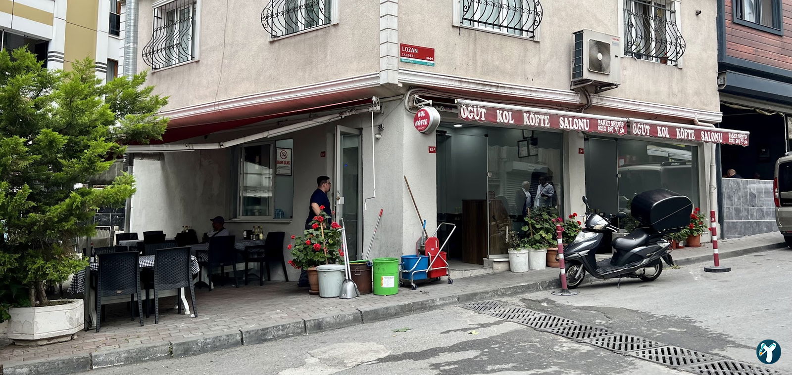 Öğüt Kol Köfte Salonu