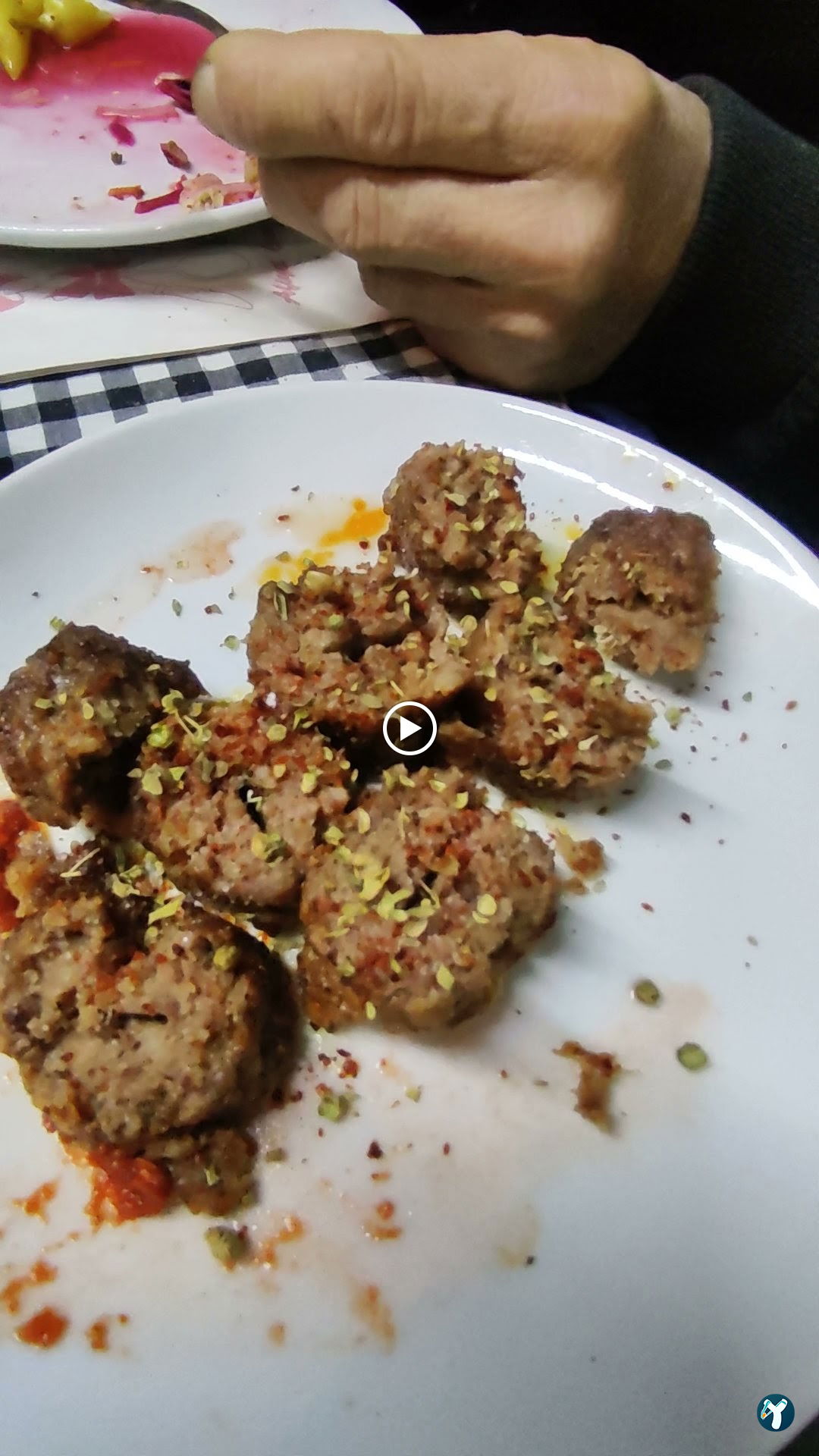 Öğüt Kol Köfte Salonu