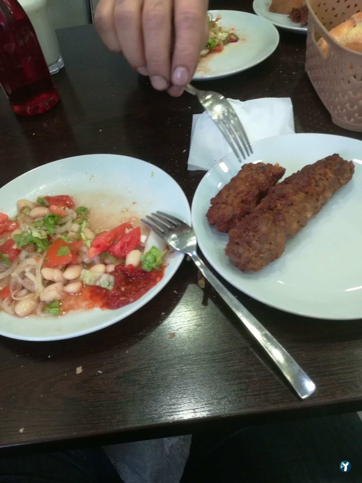 Öğüt Kol Köfte Salonu